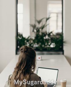 Wie viel zahlt ein Sugardaddy - Finde ihn Online